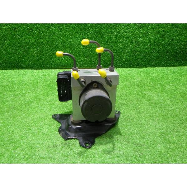 マツダ（Mazda） AZオフロード 純正 ABSアクチュエーター JM23W 56100