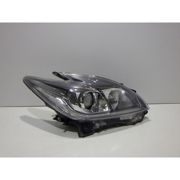 プリウス　30系　ZVW30　後期　HIDヘッドライト　左右　コイト47-52 プリウス 30プリウス 右ヘッドライト HID ZVW30 後期 47-52 モ 81145
