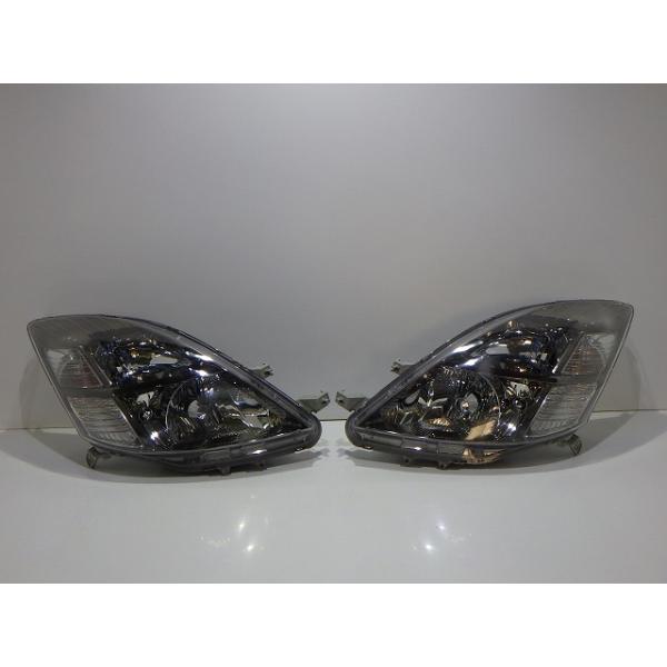 アイシス Isis HID ヘッドライト 左右セット KOITO 44-69 トヨタ（TOYOTA） アイシス ヘッドライト 左右 HID ANM10/15 前期 44