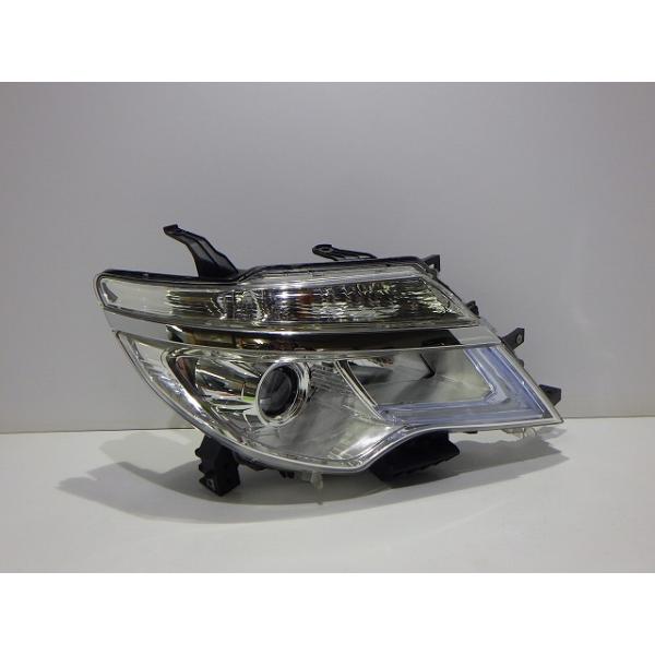 セレナ NISMO 右ヘッドライト LED C26 NC26 後期 100-23633 Y 26010