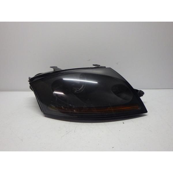 アウディ TT 右ヘッドライト HID キセノン GH-8NAUQ 0 301 164 680 コーティング 綺麗 260708305