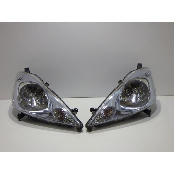 フィットシャトル ハイブリッド ヘッドライト左右 HID GP2 P6869 JD ブルー レベ付き コーティング GP4 260730050