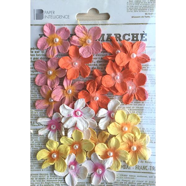 中心のパールが一際目を引く商品です。まるで南国に咲くオリエンタルフラワーを連想させるような色合いと形はスクラップブックやアルバムなどのデコレーションにピッタリです！●入り数：20枚●花径：約20mm●素材：紙（アシッドフリー）《ご注意点》・...