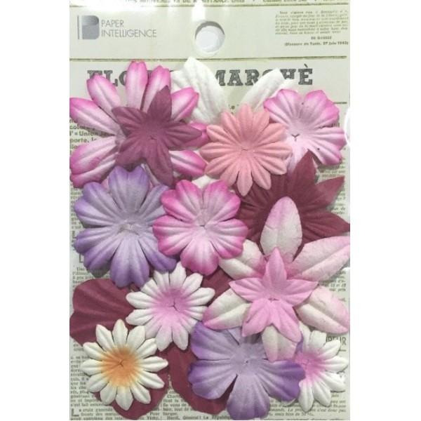 スクラップブッキングにオススメ♪様々なサイズの花びらが入っていますので、重ね使いをしてもキュートです♪ギフトラッピングの中に添えてみても可愛いく仕上がります！トロピカルでハワイアンなデザインはオリジナルアクセサリーにも最適♪●15枚●花径約...