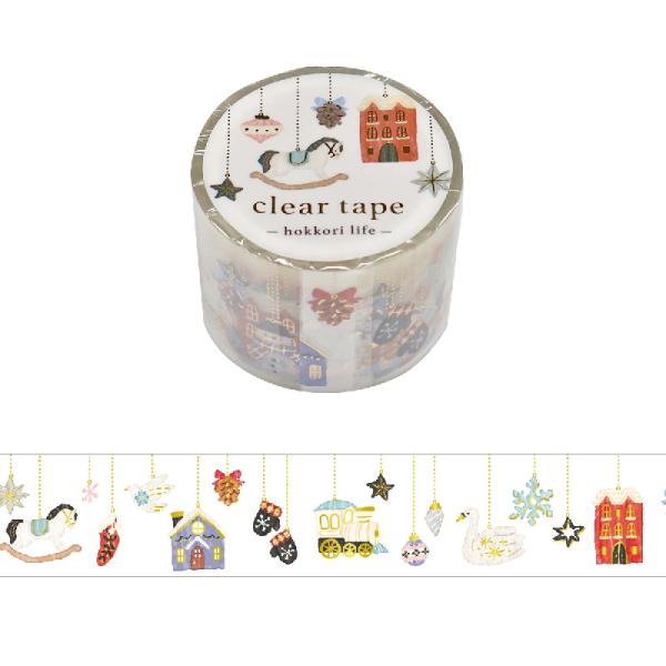 ウインターデザインの箔押しクリアテープに新デザインが登場!あたたかなイラストタッチと金箔が、ほっこり華やかに彩ってくれます。透け感のある素材なので、紙素材やシールの上に重ねて貼るのもおすすめです。PET素材の為、水に強く耐久性にも優れ、ラッ...