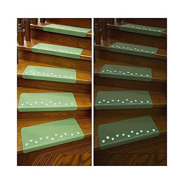 【優れた吸音性】表面は柔らかいポリエステル繊維、踏み心地が優しいです。裏面はざらざらとしたpvc、板にしっかり密着できます。ポリエステル素材は吸音性が優れるため、いつも気になる足音を軽減できます。階段の上り下りの騒音対策や衝撃も緩和され足腰...