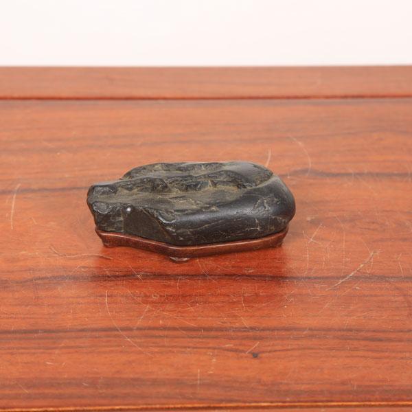水石：多摩川 真黒石【現品】*資材 たまがわ まぐろ : 遊恵盆栽 Yahoo