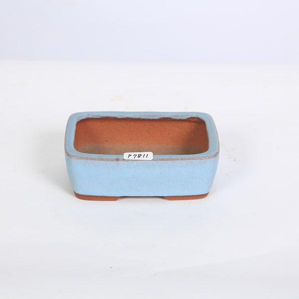 英明（燿山）　長方切立鉢本名：清水　英明。燿山を父に持ち、常滑でも有数の釉薬大家。製品は小・中品釉物鉢が主。基本的に丸鉢はロクロ、それ以外は押型。職人として優秀かつ求めやすい商品を提供することと、作家としての個性的表現を両立されることを目指...