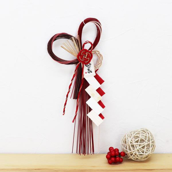 [Release date: October 31, 2021]仕様（縦×横）：約27×12cm素材：水引・藁・紙・針金生産国：水引：日本（長野県飯田）　縄（水草）：ベトナム　加工：ベトナム　仕上：ベトナム　最終検品：日本（長野県飯田）梱包...