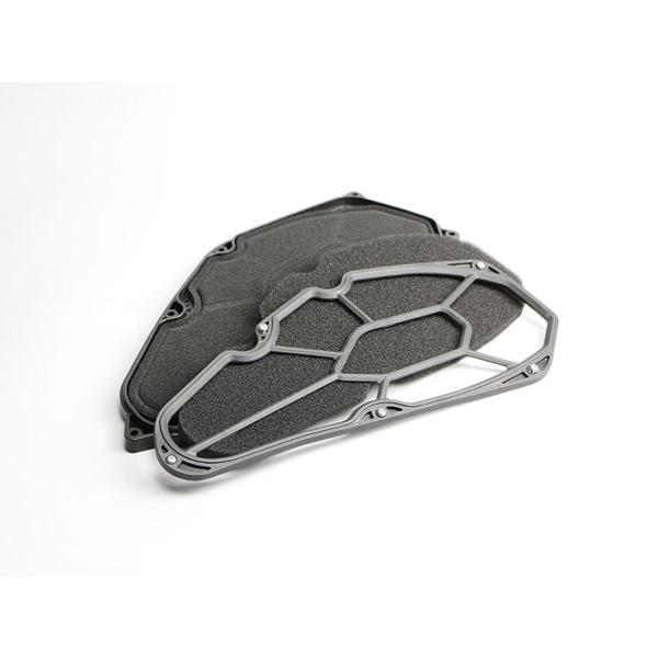 【アウトレット品につき返品交換不可】※当社製エアクリーナーカバーとの併用はできません。（ネジの長さが足りない、カウルにあたる為）※転倒などによりカウル固定部が内側に変更している場合には、　本製品を取り付けした際にカウルに接触してしまう可能性...