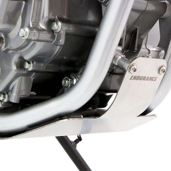 ▼注意事項※本商品を取り付け後にオフロードバイク用スタンドを使用する際には、必ず車体のフレームがあるところで支えるようにしてください。スキッドプレートのみでは車体を支えることはできず、商品の破損や車体が転倒してしまいますので、絶対にお止めく...