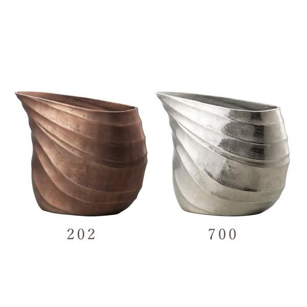 【商品仕様】高さ31cm幅39cm奥行15.5cm素材:アルミニウム/(COPPER ペイント)SILVER (メッキ仕上げ)※アルミニウム製品に長時間水を入れたままにしていたり、水滴がつくとその部分が変色することがあります。乾いた布などで...