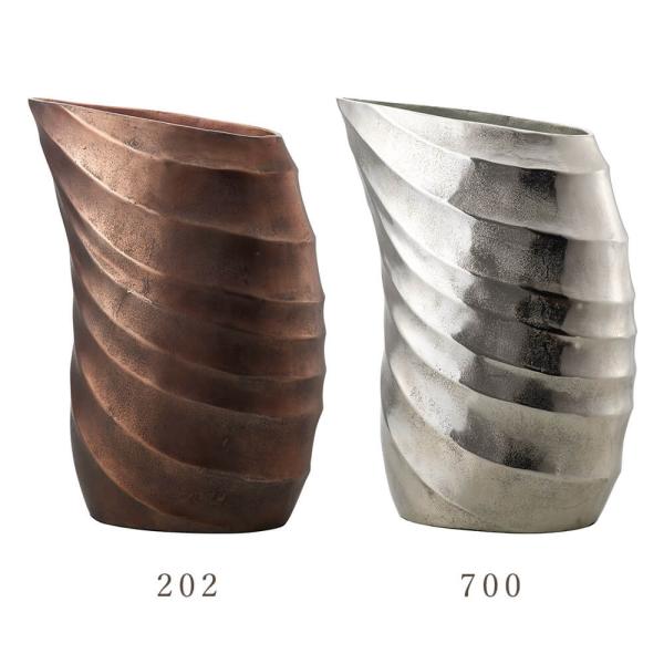 【商品仕様】高さ50cm幅37cm奥行19cm素材:アルミニウム(COPPER ペイント)SILVER (メッキ仕上げ)【お伝えしたいこと】※アルミニウム製品に長時間水を入れたままにしていたり、水滴がつくとその部分が変色することがあります。...