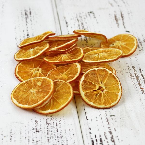 【商品仕様】約50g約6~12枚前後実径4~7cm南アフリカ産※枚数はサイズや厚みによって変動します。予めご了承ください。( allp5 )(10_dras)オレンジの輪切りのドライです。オレンジのとてもよい香りがします。リースにしたり、ア...