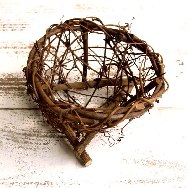 【商品サイズ】直径 約14~15cm高さ 約7~8cm(10_dras)( allp5 )鳥の巣のような形のナチュラルバスケット。 かご カゴ バスケット ベース リース アレンジ 花材 素材 材料 パーツ アレンジメント ナチュラル 自然...