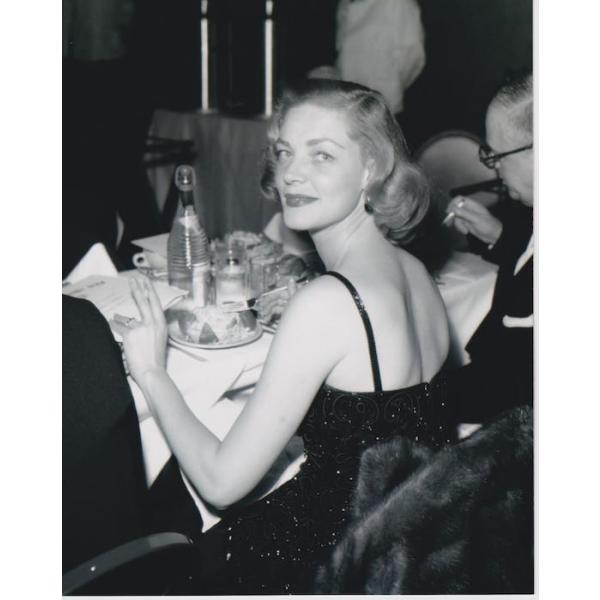 VOGUE ローレンバコール特集号 VOGUE WORLD」2025の開催前におさらいしたい、“オールドハリウッド