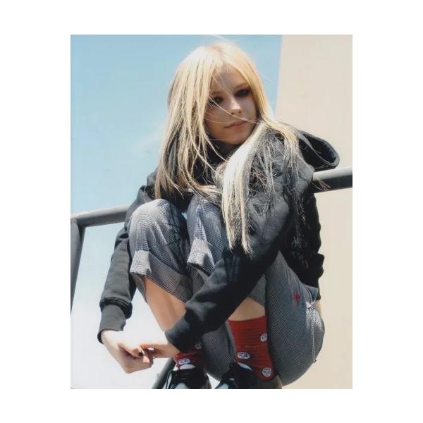 アヴリルラヴィーン　Avril Lavigne、輸入　写真　約20.3x25.4cm　yd-10098