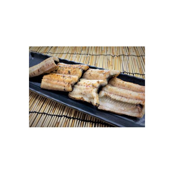 活きを開いてすぐ発送♪生うなぎ開き2本(約350g)ご家庭で蒲焼、白焼きに!・K187-13