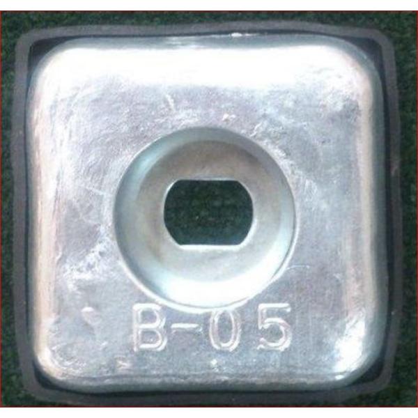 KZC 亜鉛板 B-0.5KZCが欠品の場合はトップブランドのCPZを送ります■仕様■・メーカー：九州ジンク・サイズ [厚さ×幅×長さ(mm)]：20×75×75・重量：0.55・芯金：2.3t×60mm　芯金2枚・ボルト（mm）　径：M1...