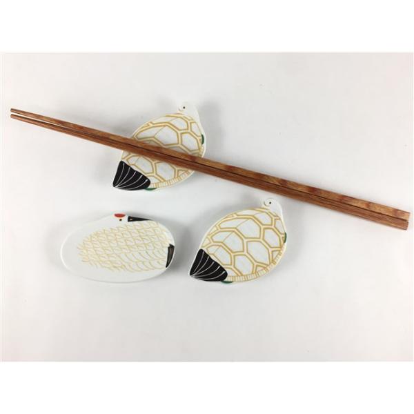 【メール便送料無料】有田焼 幸楽窯 箸置（鶴.雪衣金羽根 / 亀.雪衣菱模様）【箸おき はし置き 6.5cm お正月 食器 亀形箸置 鶴箸置 亀箸置】