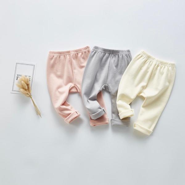ベビー・キッズのレギンス（ずぼん パンツ）です。優しいカラーのレギンスなのでどんなコーディネートにも合います。ベビー　キッズ レギンス ズボン 赤ちゃん 白 ホワイト グレー ピンク　ベビー服 新生児 シンプル 60 70 80 90 10...
