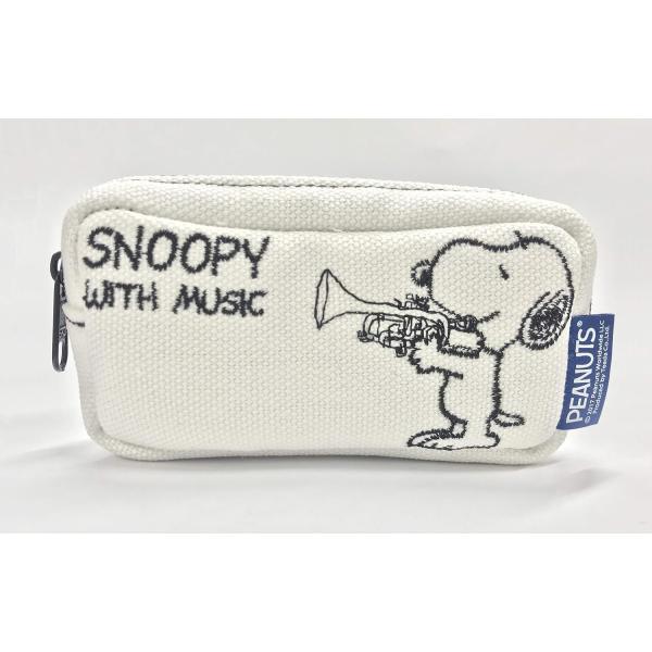 ホワイトの帆布生地にブラックの刺繍です。外装は８号帆布（はんぷ）、内部はボア製でマウスピースをしっかりガードします。１本入としても２本入としても使用可。日本製。限定商品ですので数には限りがございます。