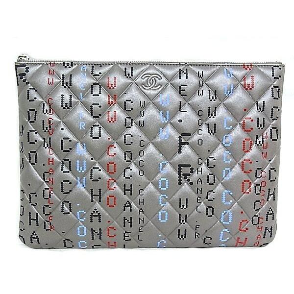 CHANEL シャネル クラッチバッグ マトラッセ ラムスキン シルバー金具 シャネル CHANEL マトラッセ チェーンベルトバッグ 2023イヤーズ