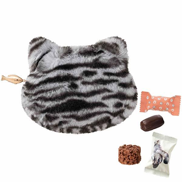 メリーチョコレート ねこみゃみれ もふにゃふポーチ(サバトラ)【商品説明】サバトラ猫をイメージしたポーチに2種類のチョコレート菓子を詰め合わせ。中にはミルククランチチョコレートとチョコレートクッキーが入っています。【内容】ミルククランチチョ...