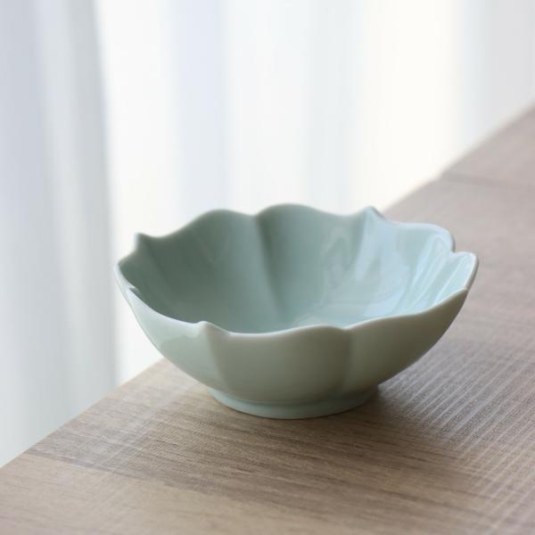 青磁 鉢 陶器 小鉢 小鉢 豆鉢 桔梗渕 ブルー 青磁 器 食器 可愛い シンプル 有田焼 日本製