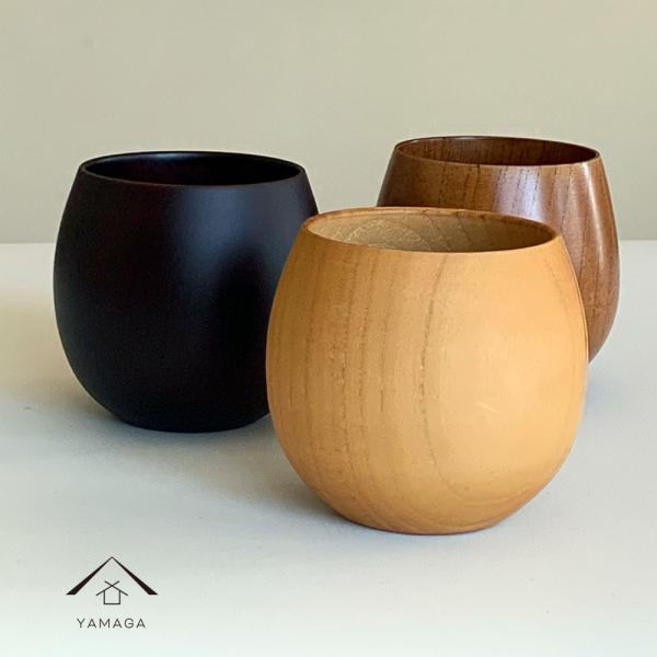 商品名：全3色 エッグカップ 木製 コップサイズ：直径7.2cm×8.2cm材質：天然木製塗装：ウレタン塗り生産地：中国 福建省仙遊（世界最大級の漆器産地）PR: カップ コップ グラス 木製 エッグカップ 木製 食卓 ギフト プレゼント