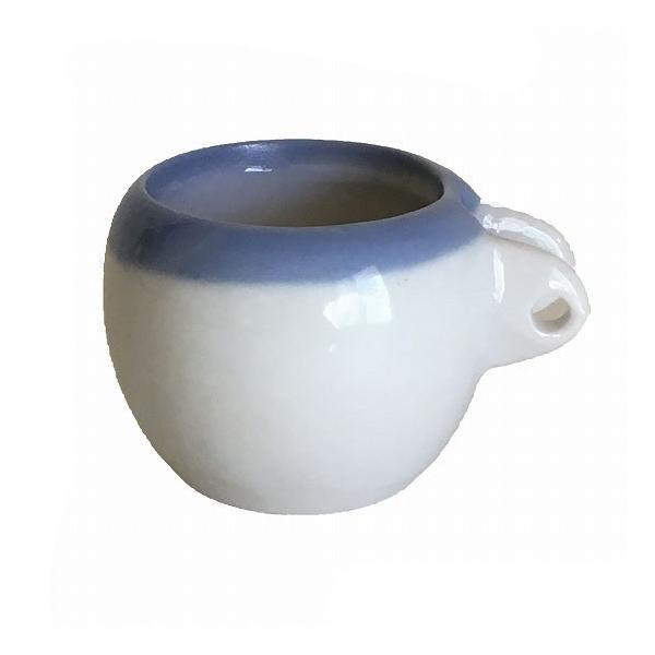 【特徴】 ・チョコかけ不要の耳付きのチョコです。・すり餌などを与えるときにお使いください。【仕様】 ・サイズ：約φ47×高さ約39mm　（口径は約35mm）・材質：陶器※手作りのため、大きさにバラつきがあります。