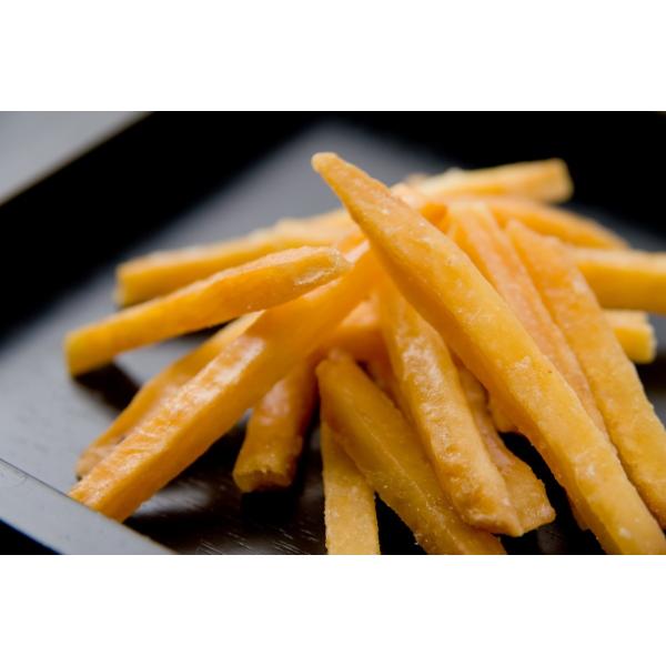 国内産のさつま芋を原料とした芋けんぴです。あっさりとした甘さで、香ばしいお芋の旨味が後を引きます。原材料：さつま芋（国内産）、砂糖、植物油、麦芽水飴賞味期限：開封前　4カ月〜5カ月　※開封後はお早めにお召し上がりください。本品製造工場では ...