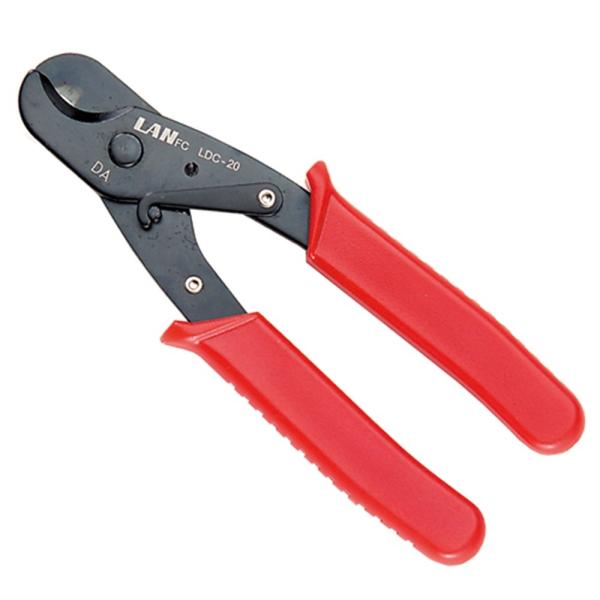 ●同軸ケーブル切断用。●断面の崩れにくい構造になっています。●バネ付きで反復作業も楽々です。●手にやさしいプラスチックグリップ付です。●軽量ボディーと軽い操作性です。●3C2V〜7CFV等切断範囲の同軸線も簡単に切断、その他電話線を含む通信...