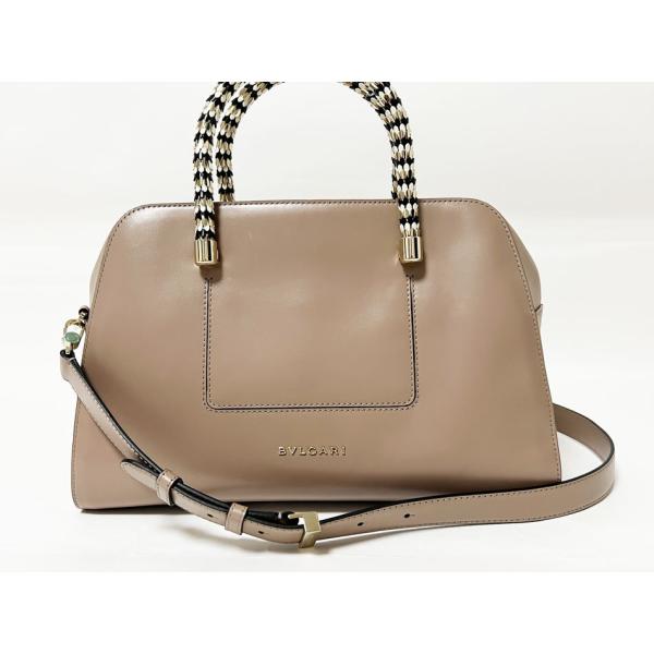 未使用BVLGARI かごバッグ ベージュ 透明ポーチ付き 未使用BVLGARI かごバッグ ベージュ 透明ポーチ付き 未使用