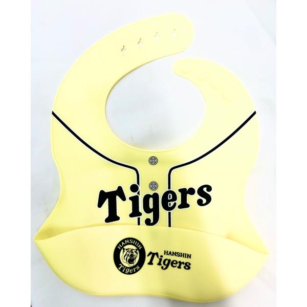 ● 大人気！！阪神タイガース球団承認商品！！● 素材　シリコン● サイズ　約30×22.5cm● カラー：2種  イエロー、ブルー● お好きなのをお選びください。● 阪神タイガース球団承認● カタログ掲載商品● タイガースロゴ入り　プレゼン...