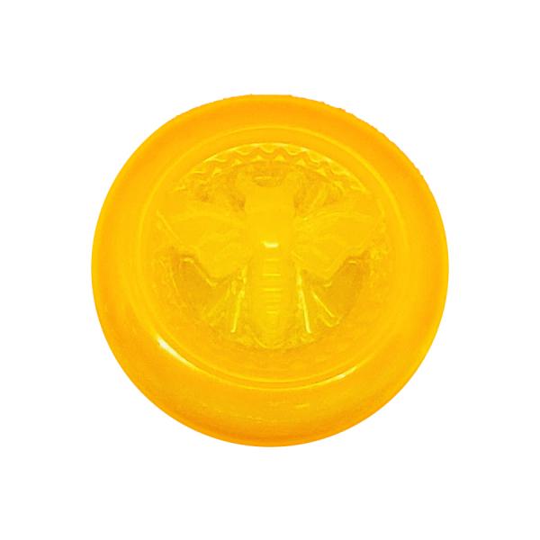 蜜蝋（ミツロウ）は蜜蜂の巣を構成するもので、主成分はパルミチン酸ミリシ ル。蜜蜂の腹部から分泌されます。ろうそく、ワックス（つや出し剤）、クリーム、 化粧品、漢方薬、クレヨン、粘土など様々なものに利用されています。日本古来の蜜蜂である二ホン...