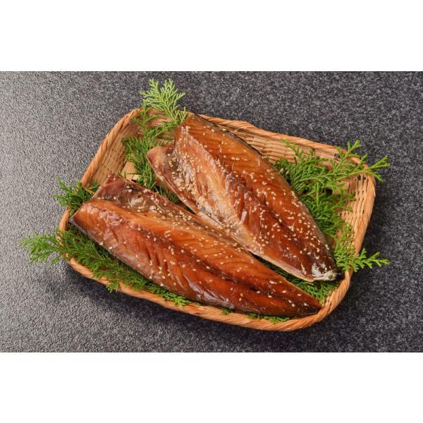 テレビ東京「いい旅夢気分」日本テレビ「ヒルナンデス」静岡第一テレビ「静岡まるごとワイド！」で紹介されました。たっぷりと脂がのったサバの身と、山六秘伝のタレの香ばしさが♪食欲をそそる事間違いナシ！何を買うか迷ったら、まずはコレ！そのくらいオス...