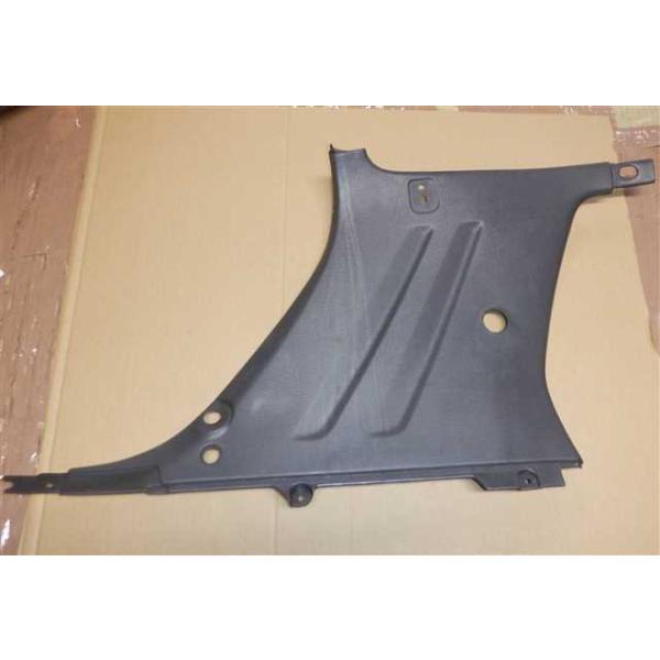 マツダ RX7 FC3S 後期　純正 右左リア ピラートリム 33107 FC3S 後期 RX-7 右リア ピラートリム 上 : ヤマサキパーツ3号店