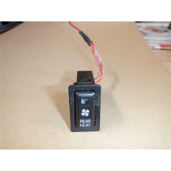 KZJ78W 70系 ランクルプラド リア ヒーター スイッチ 前側 : ヤマサキ 