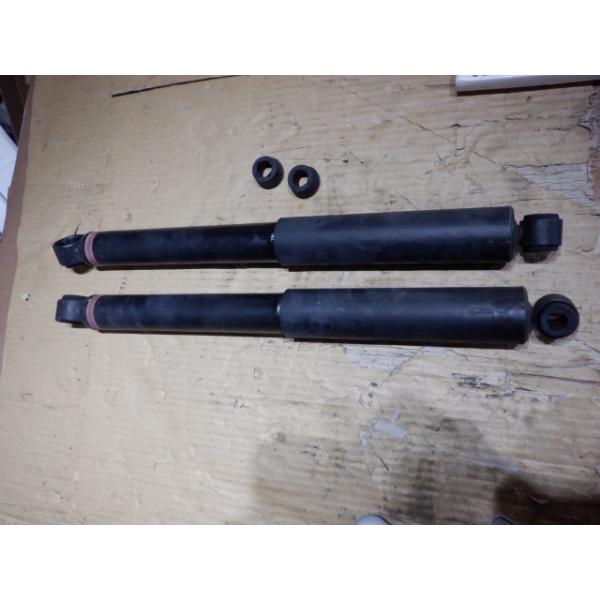 ハイエース 200系 純正 ショックアブソーバー 2本セット 43538/A1