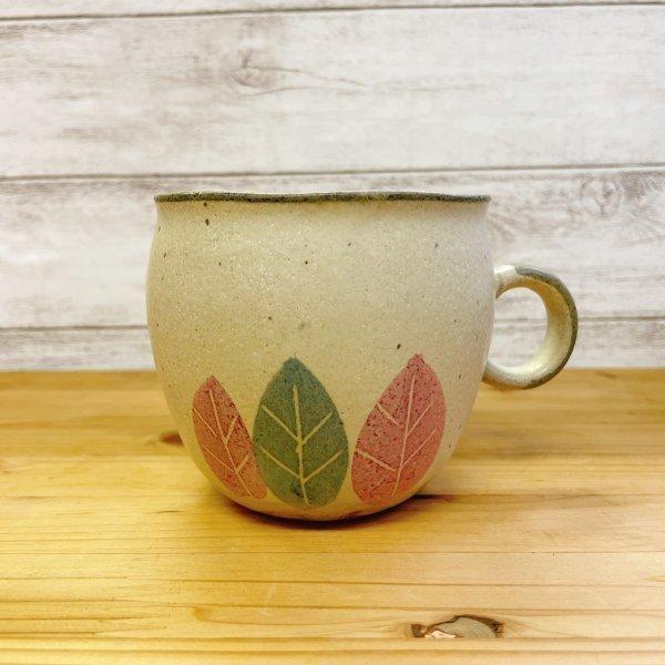 マグカップ しずく リーフ 日本製 美濃焼 陶器 土物 おしゃれ かわいい マグ コーヒーカップ ティーカップ コップ カフェ 紅茶 お茶