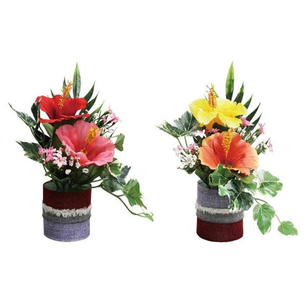 商品名ジュートポット・ハイビスカスサイズH25×W20cm×D20cm素　材ポリエステル、スチロール、天然素材説　明・明るい色合いのハイビスカスで売り場を盛上げろ!・トロピカル感のあるジュート製ポットはアイキャッチ効果大!送料について・この...