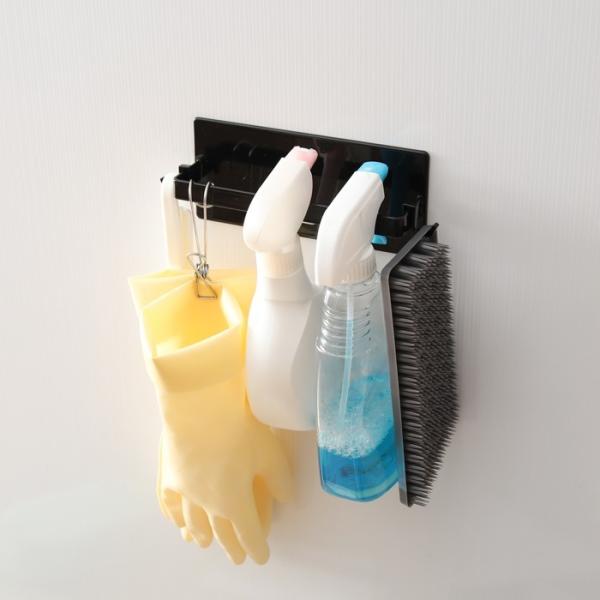 Tower 壁付けマグネット収納 マグネットスプレーボトルハンガー タワー ホルダー フック ラック 磁石 風呂 掃除 おしゃれ ホワイト ブラック 山崎実業 Buyee Servis Zakupok Tretim Licom Buyee Pokupajte Iz Yaponii