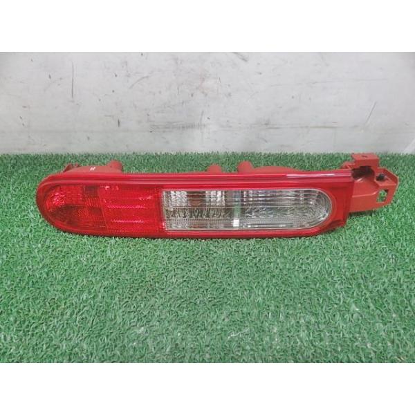 キューブ [中古] H21/10 DBA-NZ12 左テールランプ 26555-1FA0A 340423