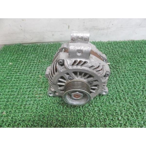 中古] H27/2 インプレッサ DBA-GP3 オルタネーター / ダイナモ