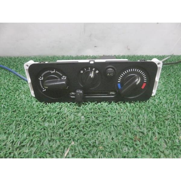 エアコンコントロールパネル 2個セット ジムニー [中古] H22/9 (8型) ABA-JB23W エアコンスイッチパネル 74400