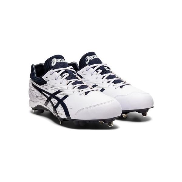 優しい履き心地を求め、さらに進化したネオリバイブ■グリップ力：前足部4本とかかと部2本の金具で優れたグリップ力を追求。■負担を軽減：サブスタッドを搭載し、蹴り出し時の負担を軽減。■クッション性：かかと部のクッションが長時間練習による衝撃を軽...