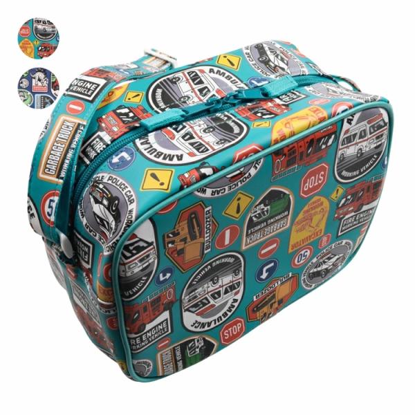 恐竜・働く車総柄通園バッグ定価：2640円(税込)ブランド：KidsForet【キッズフォーレ】サイズ：縦17ｃｍ横23ｃｍマチ１1ｃｍ表地：合成皮革裏地：ポリエステル12時までにご注文頂けますと当日出荷できます。定休日除きます。宅配便での...