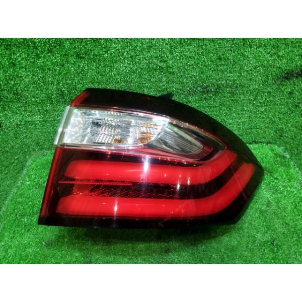オデッセイ DBA-RC1 右テールランプ 右テールライト AL 13C022 33500