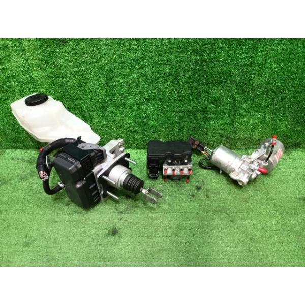 プリウス DAA-ZVW55 ABSアクチュエーター 47210-47210 44050-47060